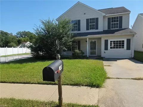 349 Circuit Ln, Newport News, VA 23608