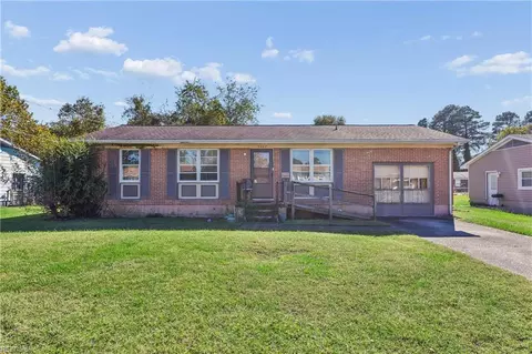 1207 Coltrane Dr, Portsmouth, VA 23701
