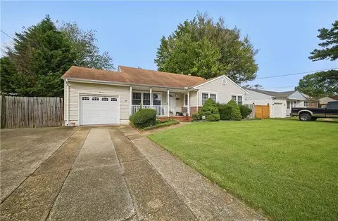 7417 Red Brook Rd, Norfolk, VA 23518