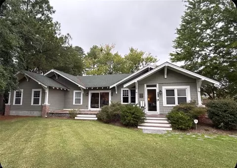 5084 School Rd, Virginia Beach, VA 23455