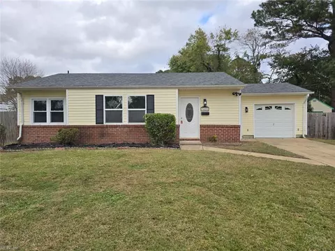 3428 Woodsman Ln, Virginia Beach, VA 23452