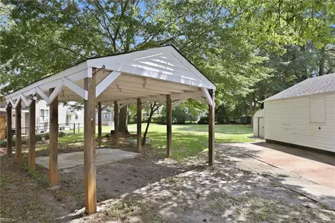 Exterior - 4861 Elmhurst Ave, Norfolk, VA 23513 photo 6 of 12