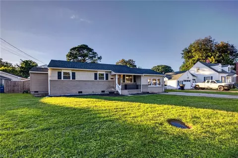 826 Gay Ave, Portsmouth, VA 23701