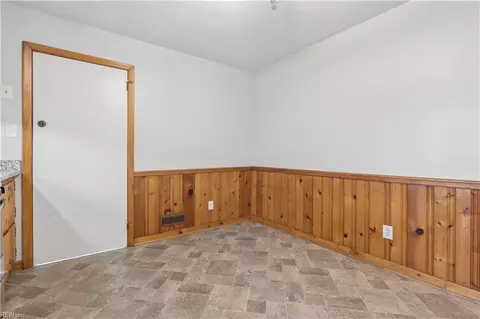 Other - 819 Sharpley Ave, Hampton, VA 23666 photo 2 of 4