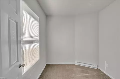 Bedroom - 809 Whitehead Ave, Norfolk, VA 23523 photo 2 of 7