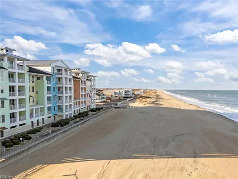 3738 Sandpiper Rd #414B, Virginia Beach, VA 23456