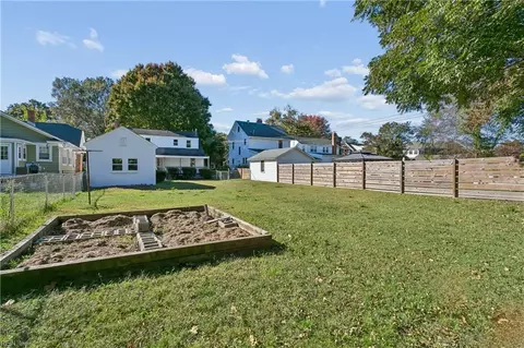 Exterior - 138 Hampton Roads Ave, Hampton, VA 23661 photo 13 of 13