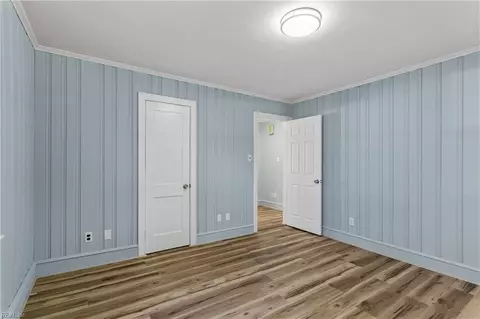 Bedroom - 138 Hampton Roads Ave, Hampton, VA 23661 photo 3 of 10