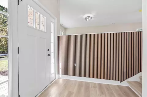 Entry Way - 105 Cheadle Loop Rd, Seaford, VA 23696 photo 1 of 5
