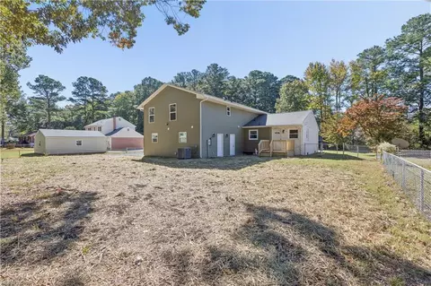 Exterior - 105 Cheadle Loop Rd, Seaford, VA 23696 photo 6 of 6
