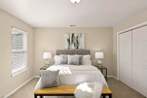 Bedroom - 1526 Link St, Norfolk, VA 23504 photo 2 of 10