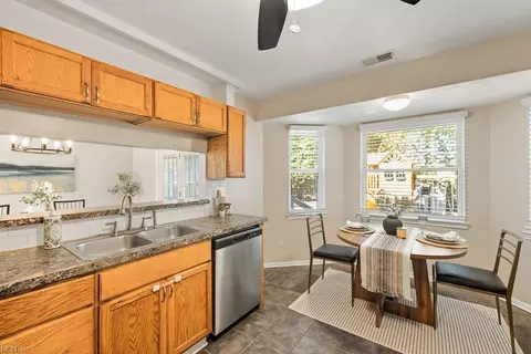Kitchen - 1526 Link St, Norfolk, VA 23504 photo 2 of 6