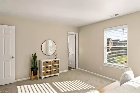 Bedroom - 1526 Link St, Norfolk, VA 23504 photo 4 of 10