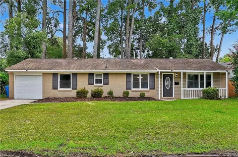 436 Dauphin Ln, Virginia Beach, VA 23452