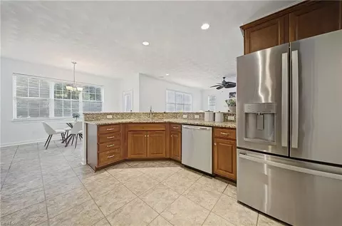 Kitchen - 145 Sinclair Ln, Chesapeake, VA 23322 photo 2 of 3
