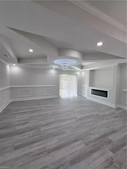 Living - 629 Day St, Hampton, VA 23661 photo 3 of 3