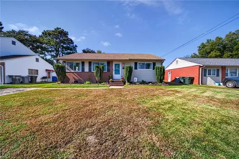 Exterior - 803 Lemaster Ave, Hampton, VA 23669 photo 2 of 7