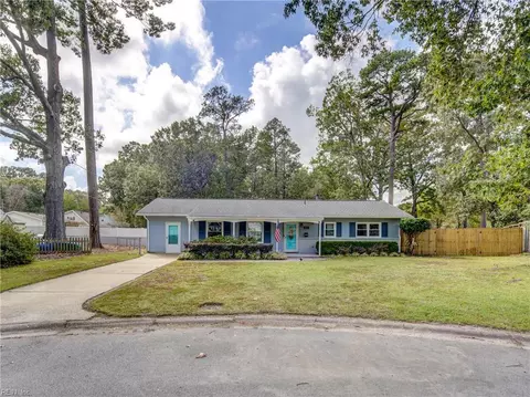 317 Pensive Ct, Virginia Beach, VA 23462