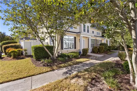 1216 Grace Hill Dr, Virginia Beach, VA 23455