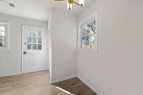 Entry Way - 7511 Head St, Norfolk, VA 23505 photo 1 of 4
