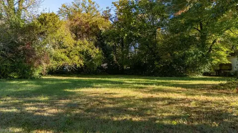 2525 Dana St, Richmond City South James River, VA 23234