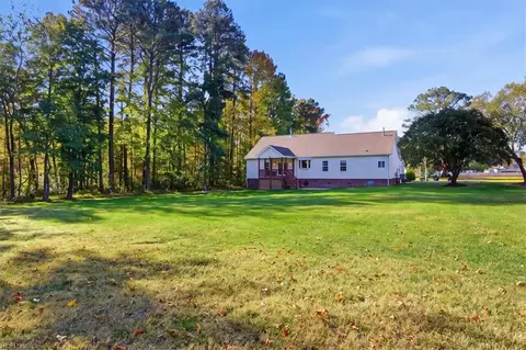 Exterior - 150 Semple Farm Rd, Hampton, VA 23666 photo 4 of 6