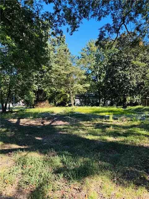 3513 Tyre Neck Rd, Portsmouth, VA 23703