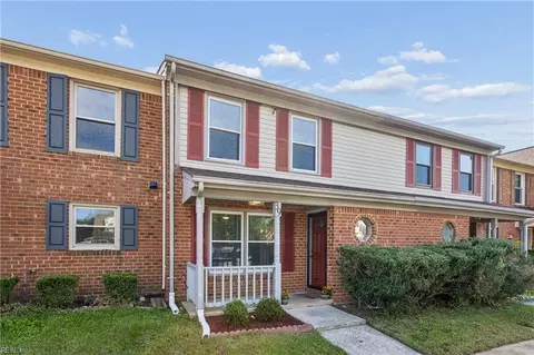 Exterior - 39 Glascow Way, Hampton, VA 23669 photo 2 of 12