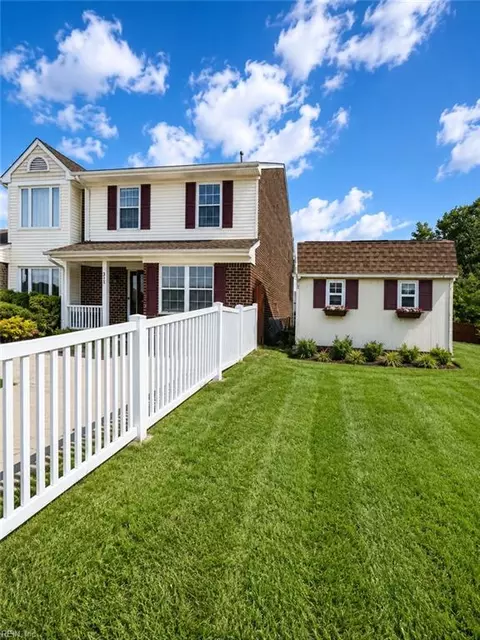 314 Sussex Ct, Chesapeake, VA 23320