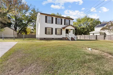 1410 Prentis Ave, Portsmouth, VA 23704