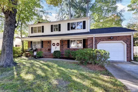 145 Moline Dr, Newport News, VA 23606