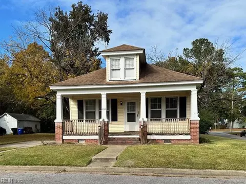 4700 Bart St, Portsmouth, VA 23707