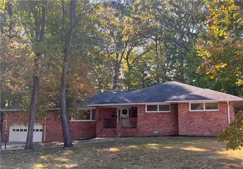 107 Mckinley Dr, Newport News, VA 23608