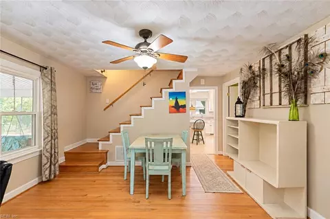 Dining - 401 Truitt Rd, Chesapeake, VA 23321 photo 2 of 2