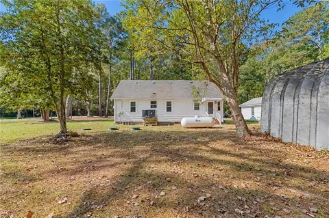 Exterior - 401 Truitt Rd, Chesapeake, VA 23321 photo 5 of 11