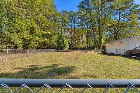 Exterior - 401 Truitt Rd, Chesapeake, VA 23321 photo 11 of 11