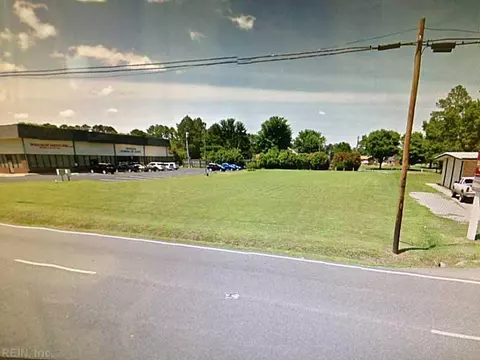 71 E Ac E Windsor Blvd, Isle Of Wight County, VA 23487 photo 6