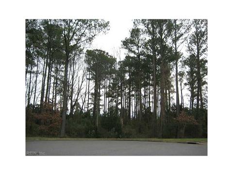 98 Egret Cir, Hampton, VA 23666