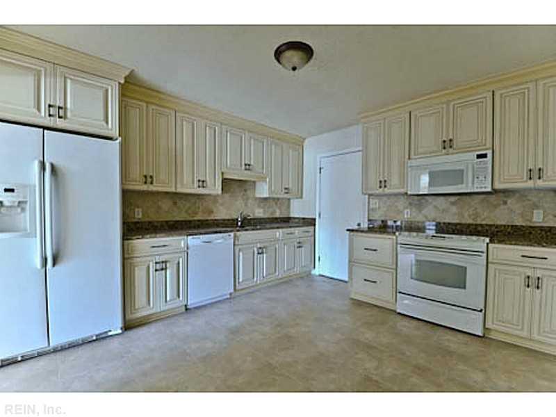 67 Sandie Point Ln, Portsmouth, VA 23701 MLS 1649109