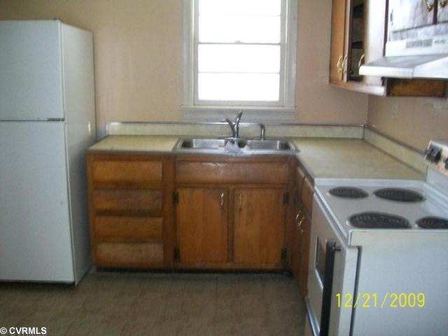 2912 Bertram Rd, Richmond, VA 23224 photo 2