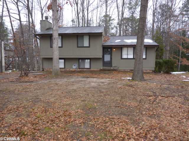 5500 Winterleaf Dr, Richmond, VA 23234 photo 1