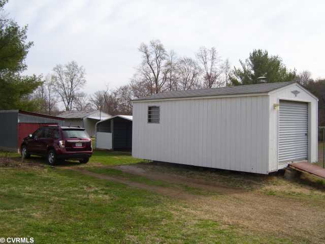 15421 Wright Rd, Amelia Court House, VA 23002 photo 8