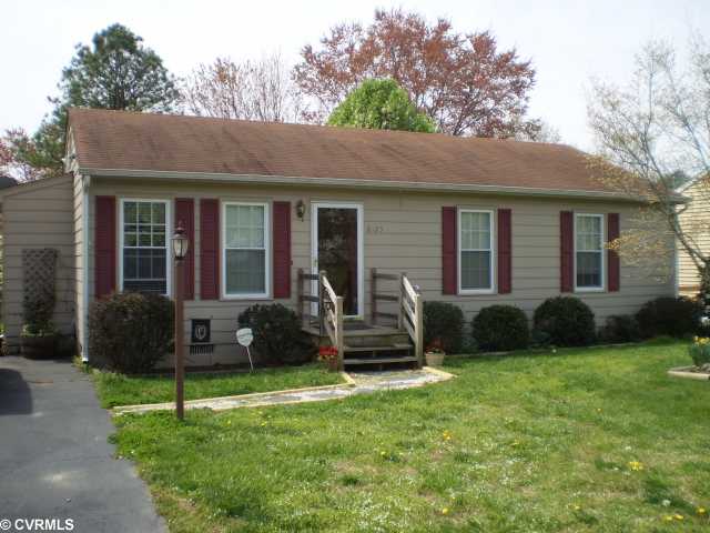 6125 Hunterstand Ln, Richmond, VA 23237 photo 1