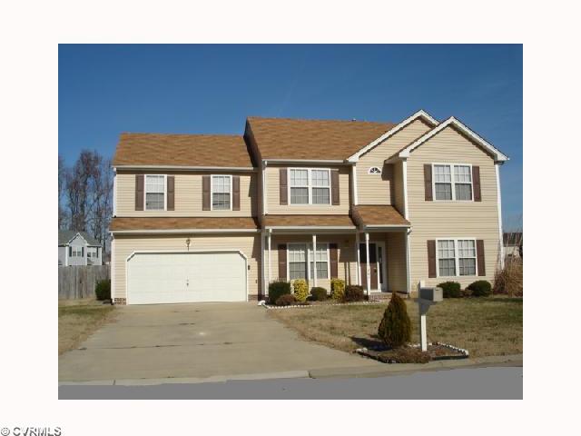 201 Chenango St, Suffolk, VA 23434 photo 1