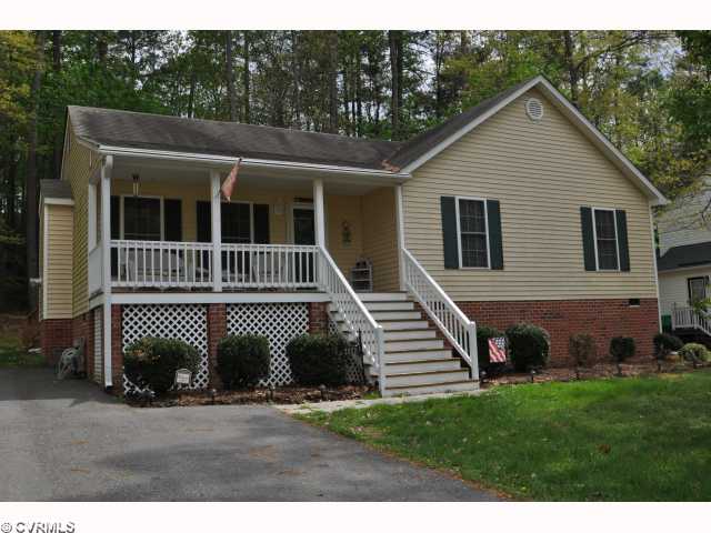 2525 Brookforest Rd, Midlothian, VA 23112 photo 1
