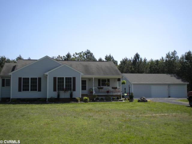 19811 River Rd, Sutherland, VA 23885 photo 1