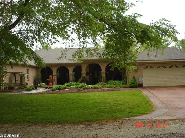 25460 Meherrin Rd, Capron, VA 23829 photo 1