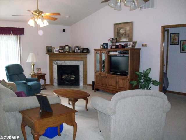 451 Pine Ln, King William, VA 23086 photo 7