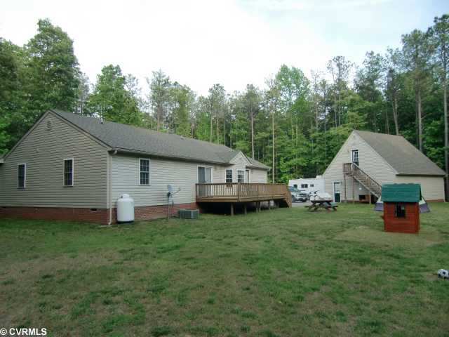 451 Pine Ln, King William, VA 23086 photo 3