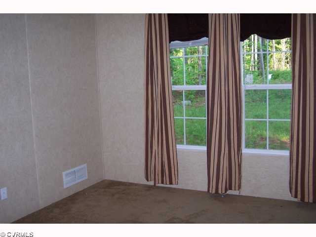 1077 High Brg, Rice, VA 23966 photo 6